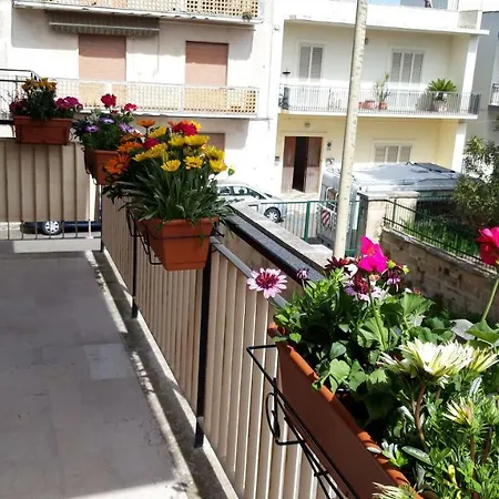 Dietro L'angolo דירה *